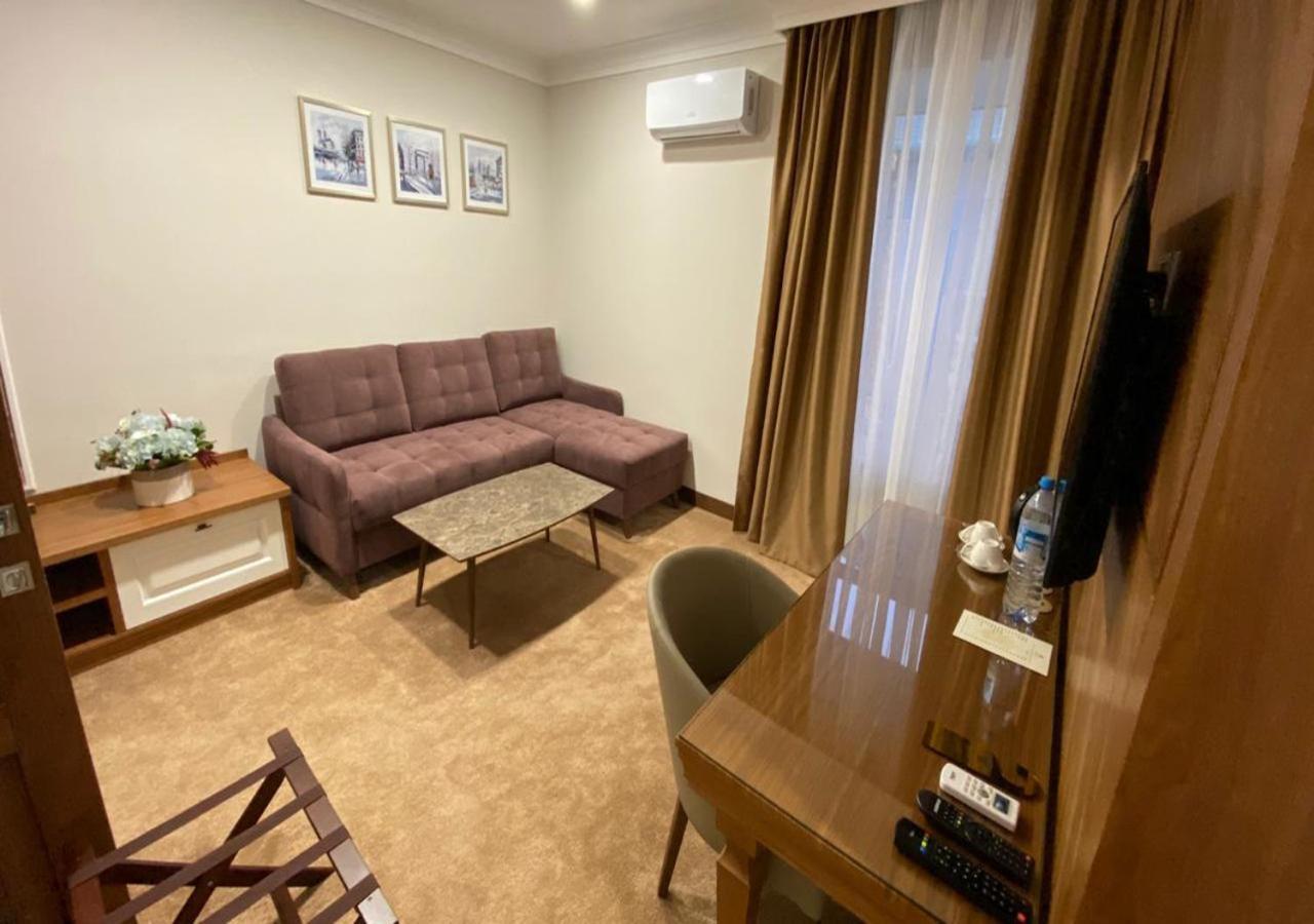 Boutique Hotel Kaspi Temirtau Zewnętrze zdjęcie