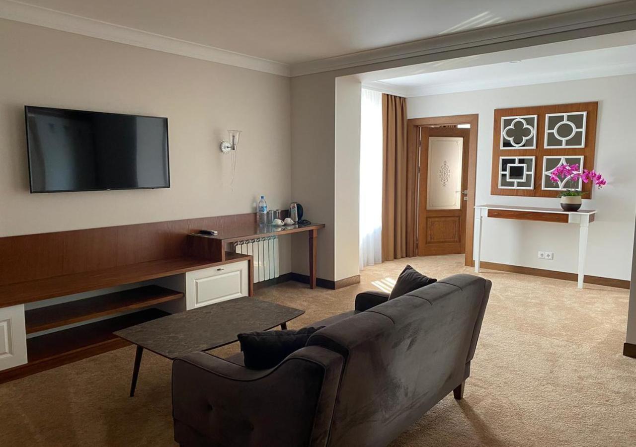 Boutique Hotel Kaspi Temirtau Zewnętrze zdjęcie